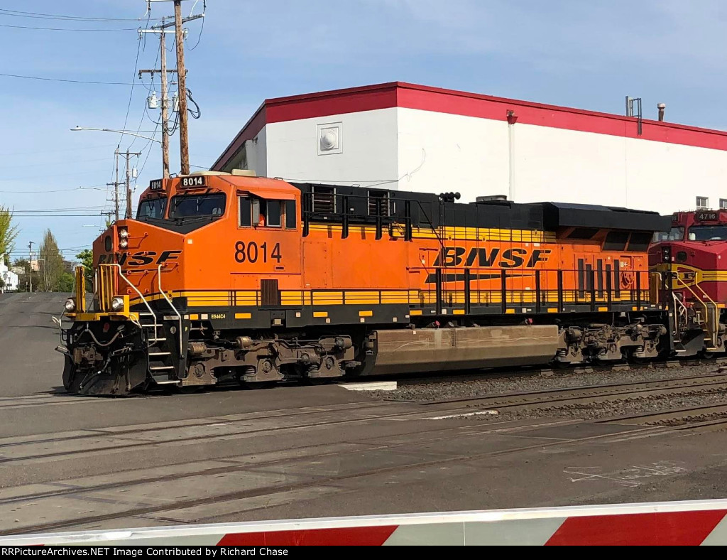 BNSF 8014